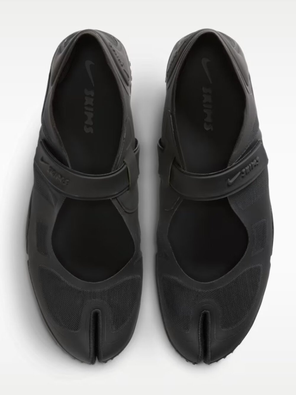 NEW IN BOX Nike Skims Rift Mesh Shoes Black 8.5